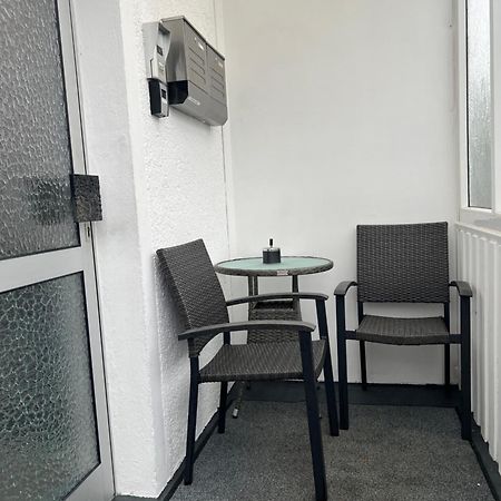 Moderne Helle 2,5 Zimmer Wohnung Mit Grossem Bad Und Kueche In Trossingen Eksteriør billede