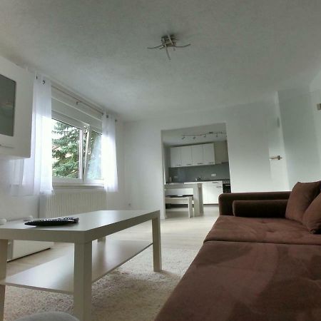 Moderne Helle 2,5 Zimmer Wohnung Mit Grossem Bad Und Kueche In Trossingen Eksteriør billede
