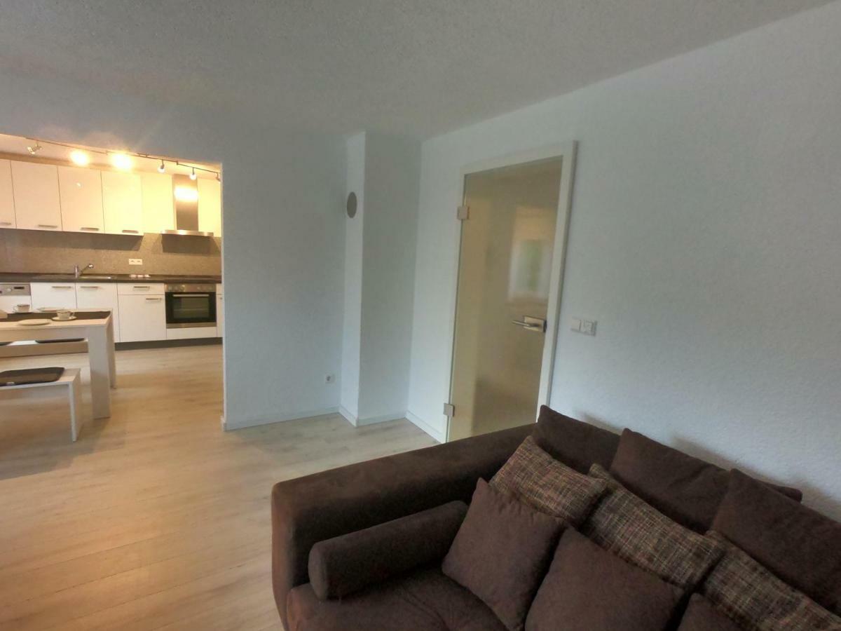 Moderne Helle 2,5 Zimmer Wohnung Mit Grossem Bad Und Kueche In Trossingen Eksteriør billede