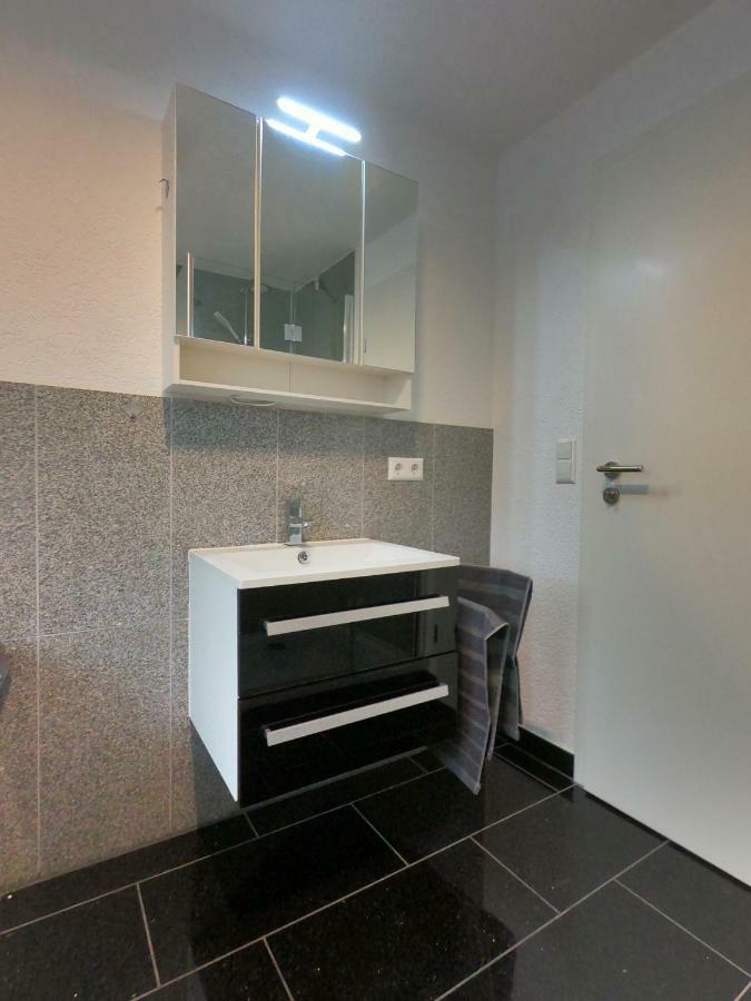 Moderne Helle 2,5 Zimmer Wohnung Mit Grossem Bad Und Kueche In Trossingen Eksteriør billede