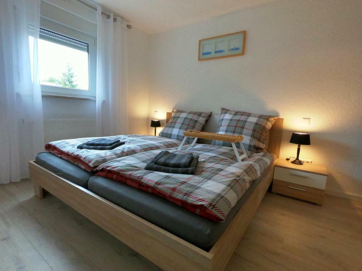 Moderne Helle 2,5 Zimmer Wohnung Mit Grossem Bad Und Kueche In Trossingen Eksteriør billede