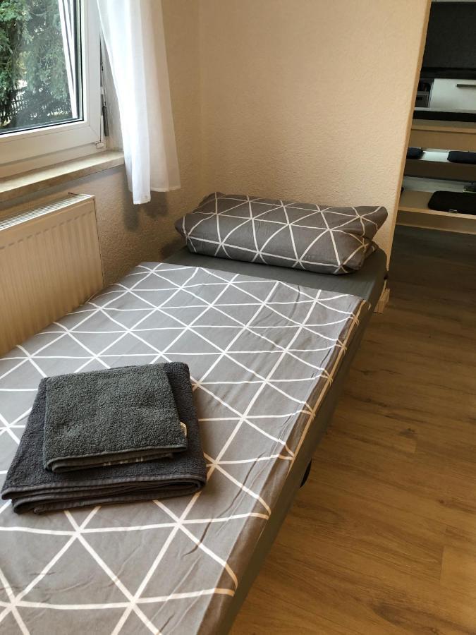 Moderne Helle 2,5 Zimmer Wohnung Mit Grossem Bad Und Kueche In Trossingen Eksteriør billede